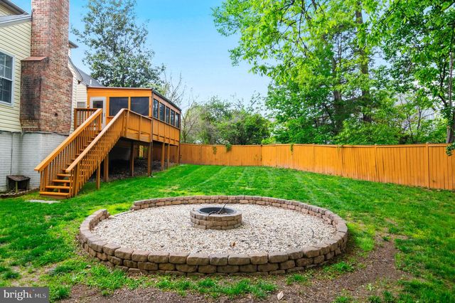 1278 MASON MILL CT, Herndon, VA 20170