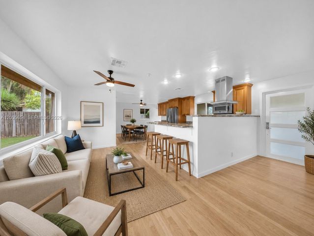 4401 NE 15th Terrace, Oakland Park, FL 33334