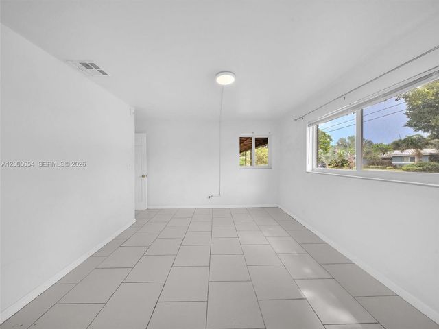 4401 NE 15th Terrace, Oakland Park, FL 33334