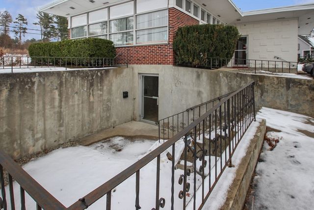 460 Broadway, Methuen, MA 01844