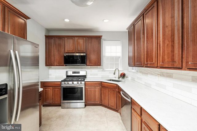 221 MORNING GLORY DR, Monroe Twp, NJ 08831