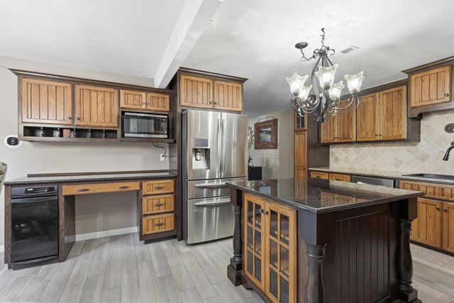 3113 Woodland Drive, Joplin, MO 64804