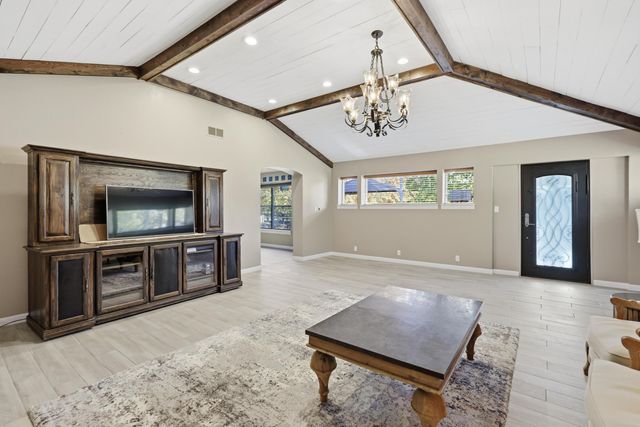 3113 Woodland Drive, Joplin, MO 64804