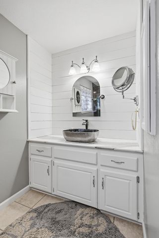 3113 Woodland Drive, Joplin, MO 64804