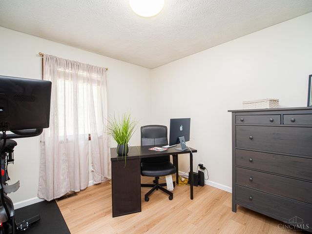 5229 Headgates Road, Fairfield Twp, OH 45011