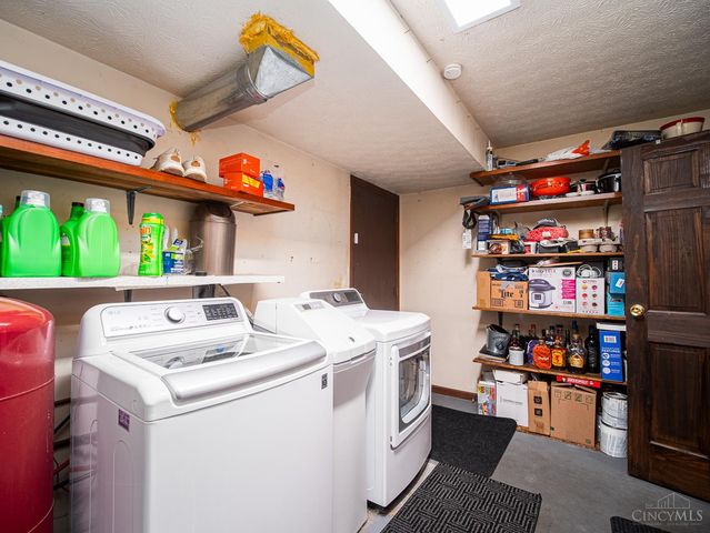 5229 Headgates Road, Fairfield Twp, OH 45011