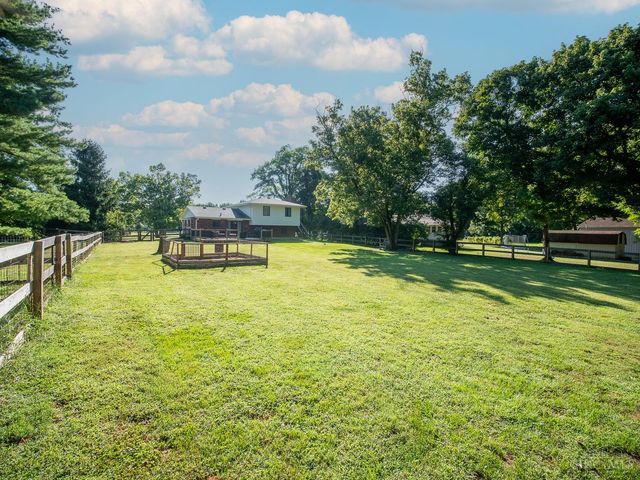 5229 Headgates Road, Fairfield Twp, OH 45011