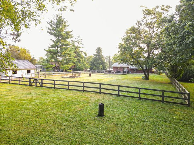 5229 Headgates Road, Fairfield Twp, OH 45011