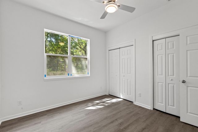 2013 Robertson Boulevard, North Charleston, SC 29406