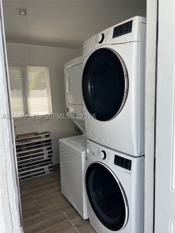 1818 Sherman St 2, Hollywood, FL 33020