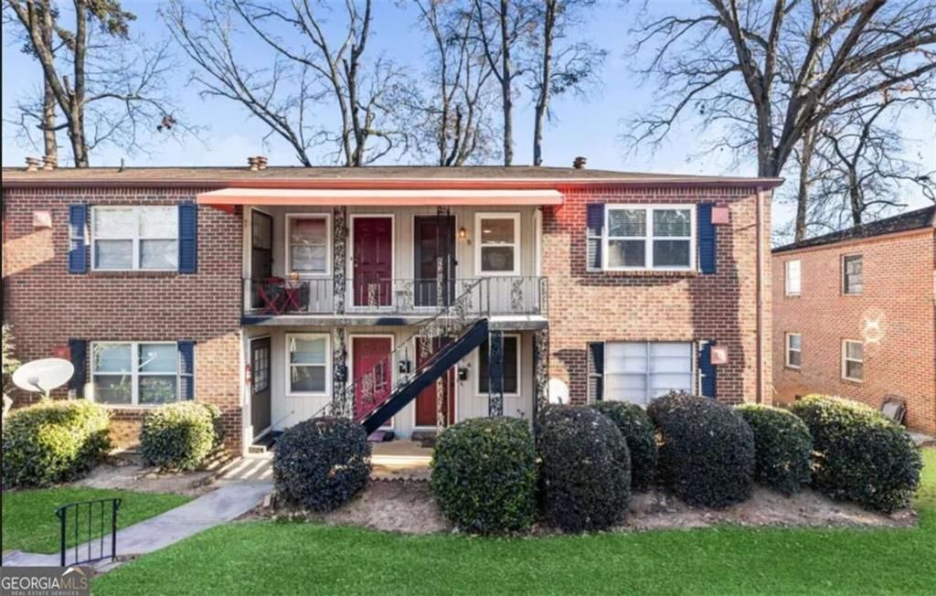 2429 Lawrenceville 7, Decatur, GA 30033