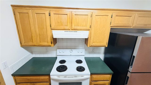 42 Burnett Circle, Bentonville, AR 72712