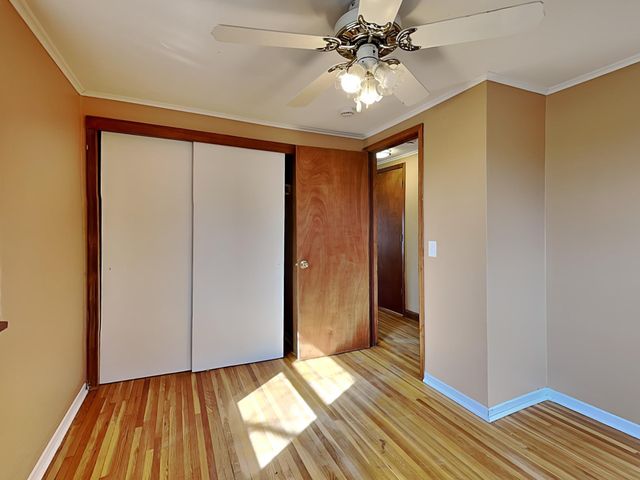 2910 Louisiana Avenue N, Crystal, MN 55427