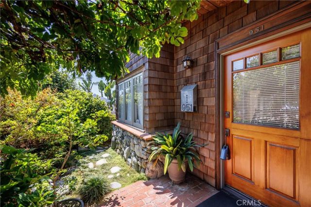 951 Glenneyre, Laguna Beach, CA 92651