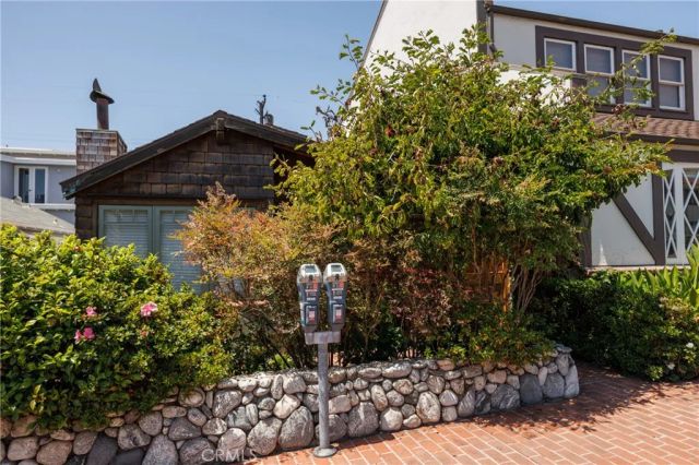 951 Glenneyre, Laguna Beach, CA 92651