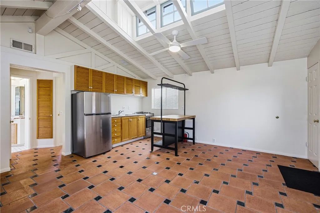 951 Glenneyre, Laguna Beach, CA 92651