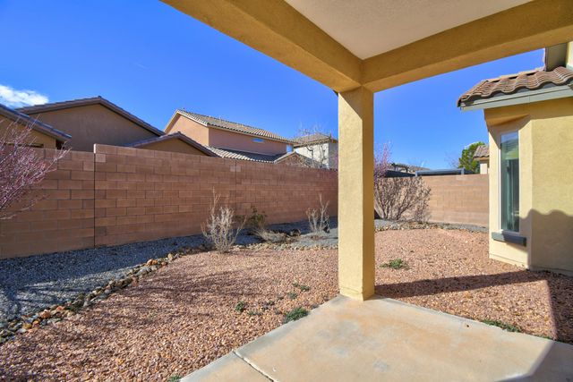 8828 Monsoon Road NW, Albuquerque, NM 87120