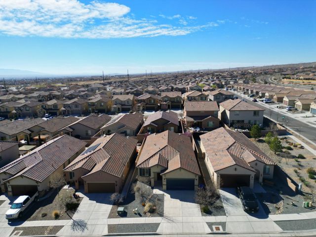 8828 Monsoon Road NW, Albuquerque, NM 87120