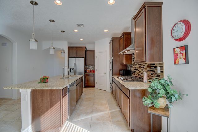 8828 Monsoon Road NW, Albuquerque, NM 87120