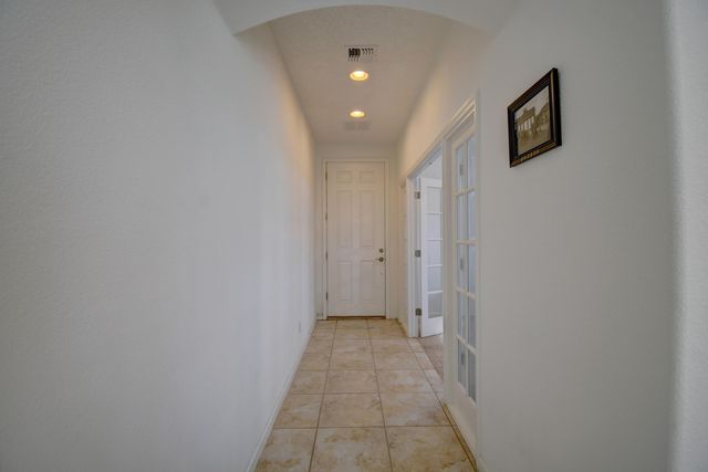 8828 Monsoon Road NW, Albuquerque, NM 87120