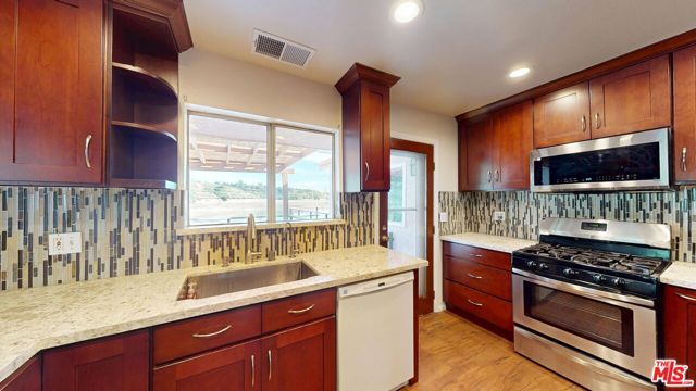 2629 Meguiar Drive, Pasadena, CA 91107