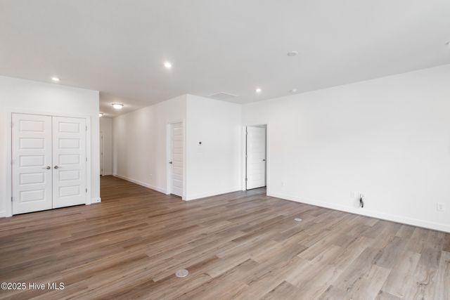 1037 Fawn Valley Way, Wilmington, NC 28409