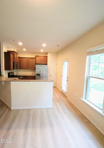 221 Olivet Loop 1, Cary, NC 27519