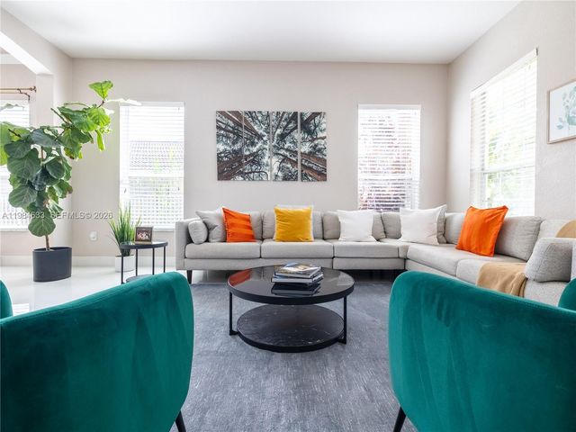 903 NW 167th Ave, Pembroke Pines, FL 33028