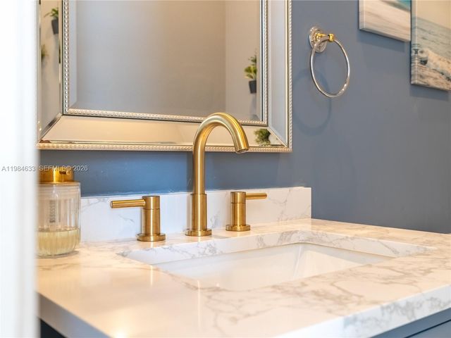 903 NW 167th Ave, Pembroke Pines, FL 33028