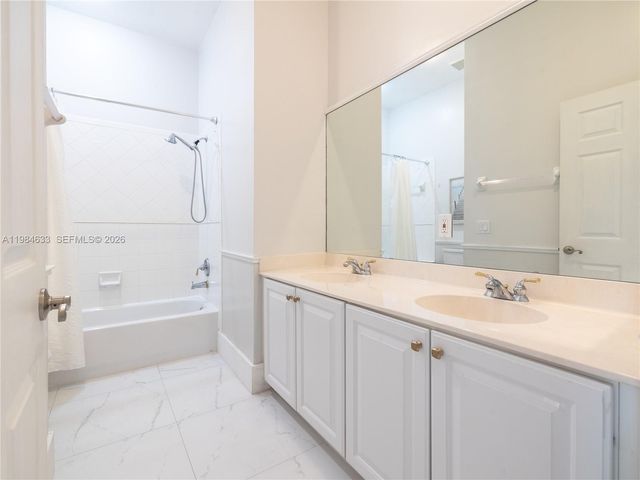 903 NW 167th Ave, Pembroke Pines, FL 33028