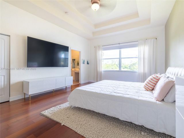 903 NW 167th Ave, Pembroke Pines, FL 33028