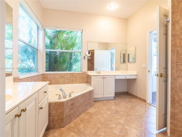 903 NW 167th Ave, Pembroke Pines, FL 33028