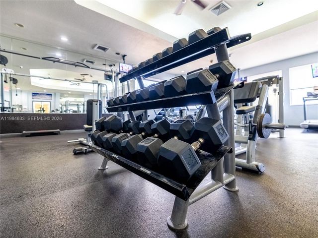 903 NW 167th Ave, Pembroke Pines, FL 33028