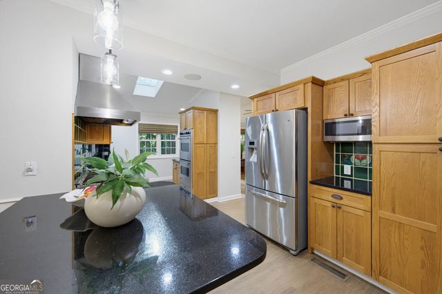 125 Birkdale Court, Alpharetta, GA 30022
