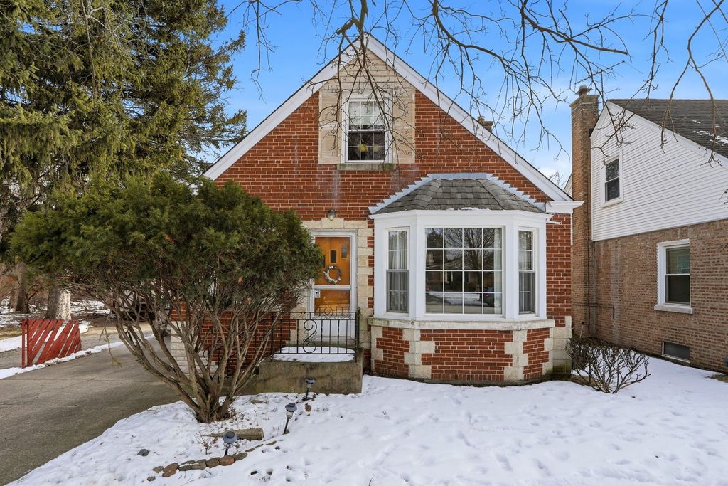 6911-6909 W Niles Terrace, Niles, IL 60714