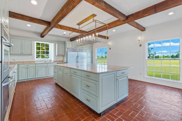 3823 Haymark Road, Lake Charles, LA 70605