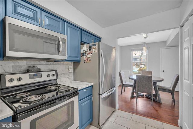 2061 HARBOUR DR, Palmyra, NJ 08065