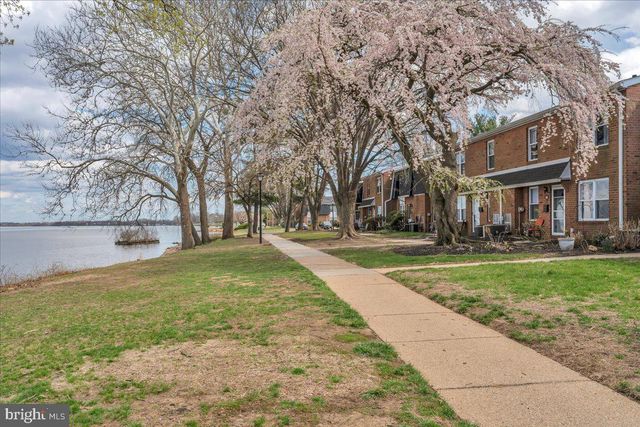 2061 HARBOUR DR, Palmyra, NJ 08065