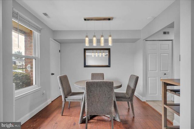 2061 HARBOUR DR, Palmyra, NJ 08065