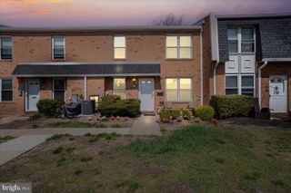 2061 HARBOUR DR, Palmyra, NJ 08065