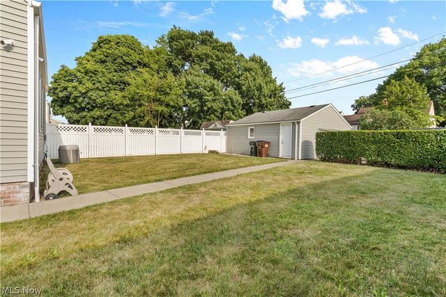 5915 Forest Avenue, Parma, OH 44129