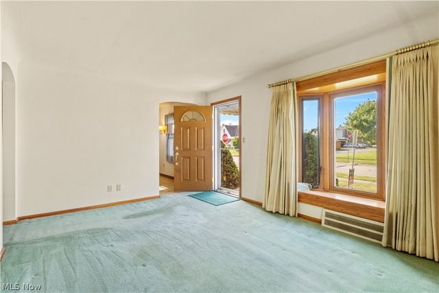 5915 Forest Avenue, Parma, OH 44129