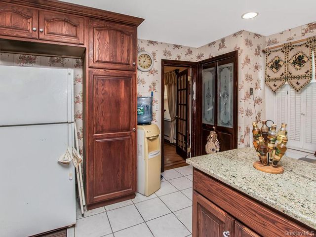 94-73 219th Street, Queens Village, NY 11428