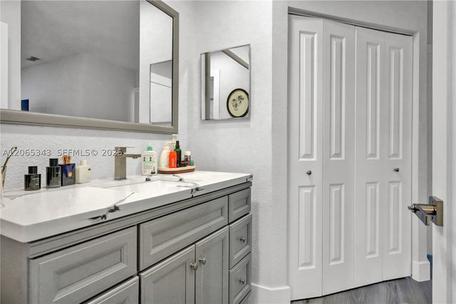 11838 SW 99th St 11838, Miami, FL 33186