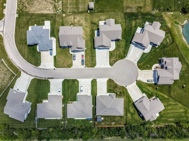 12006 E Bonita Cir, Wichita, KS 67207