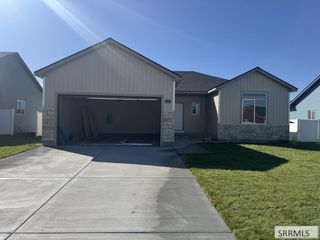 548 Abigail Lane, Shelley, ID 83274