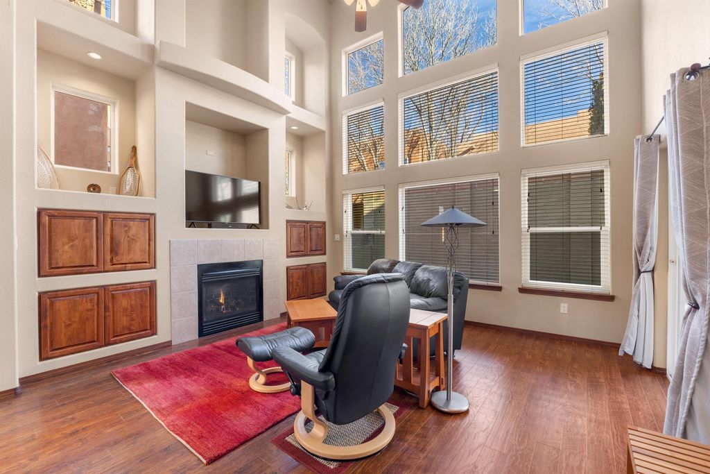 Image 14 of property listing at 13205 Buckskin Road NE, Albuquerque, NM 87111