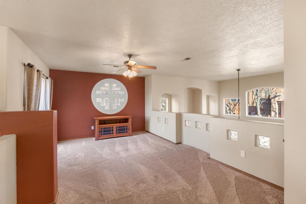 Image 26 of property listing at 13205 Buckskin Road NE, Albuquerque, NM 87111