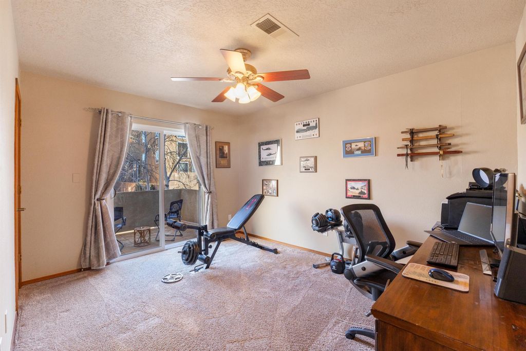 Image 30 of property listing at 13205 Buckskin Road NE, Albuquerque, NM 87111