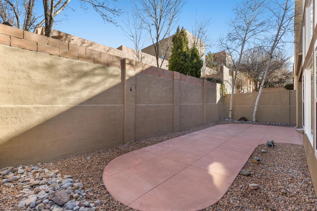 Image 37 of property listing at 13205 Buckskin Road NE, Albuquerque, NM 87111